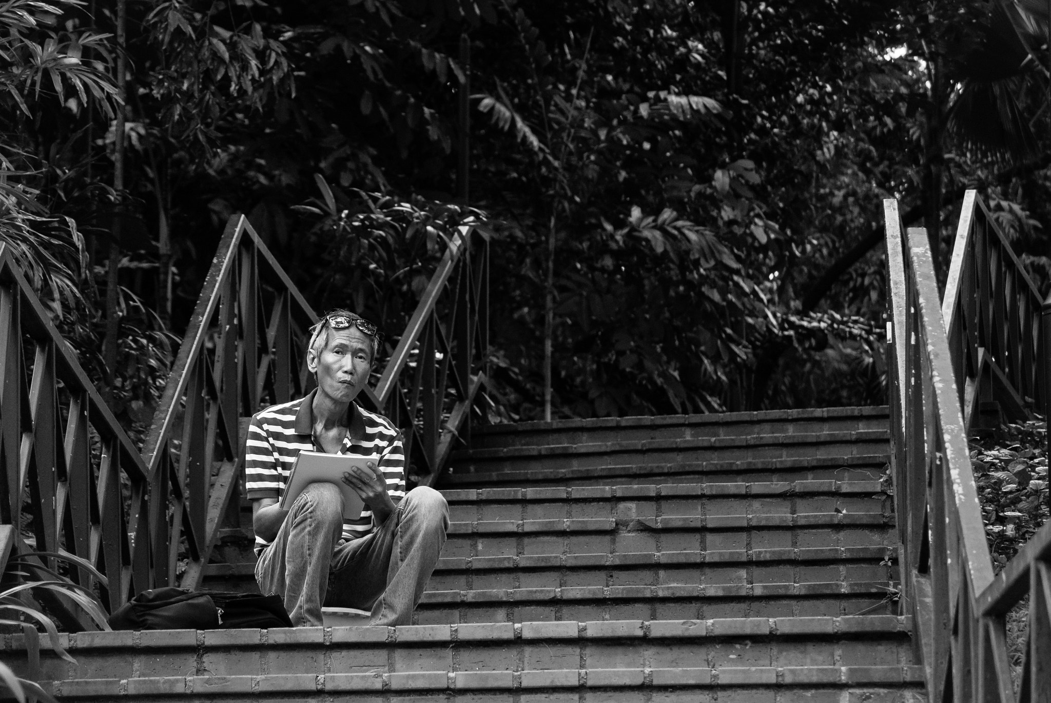 Panasonic Lumix DMC-G5 sample photo. An artiste photography