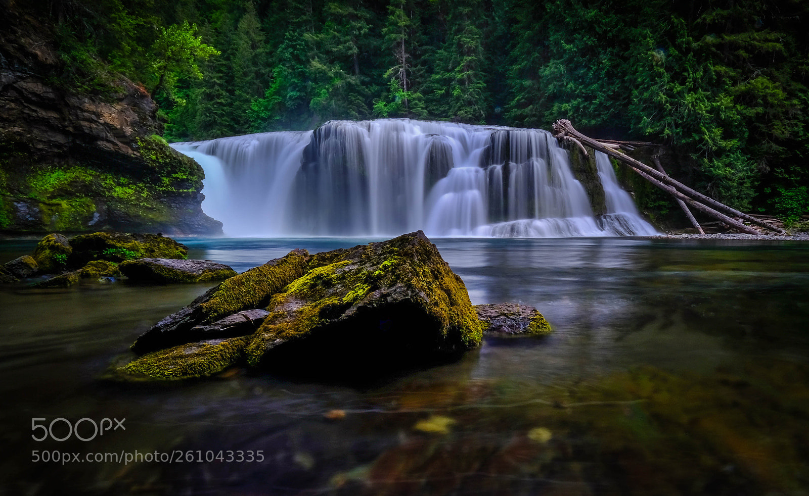 Fujifilm X-T2 sample photo. Lower lewis river falls photography