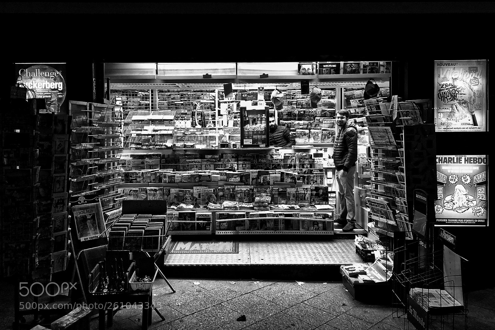 Apple iPhone 8 sample photo. Newspaper shop photography