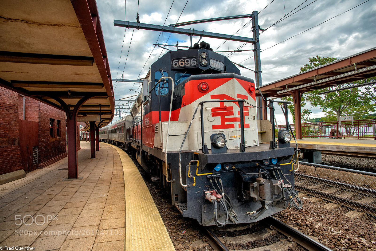 Nikon D810 sample photo. Sle gp40 parked at photography