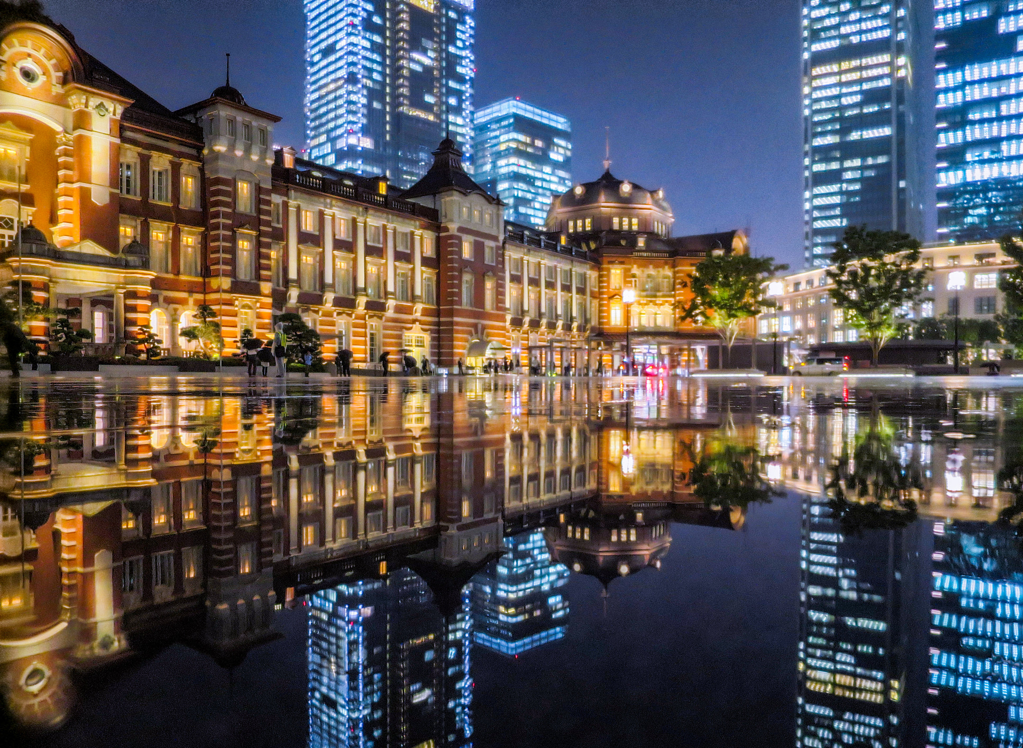 Canon PowerShot S120 sample photo. Reflections of tokyo station and kitte photography