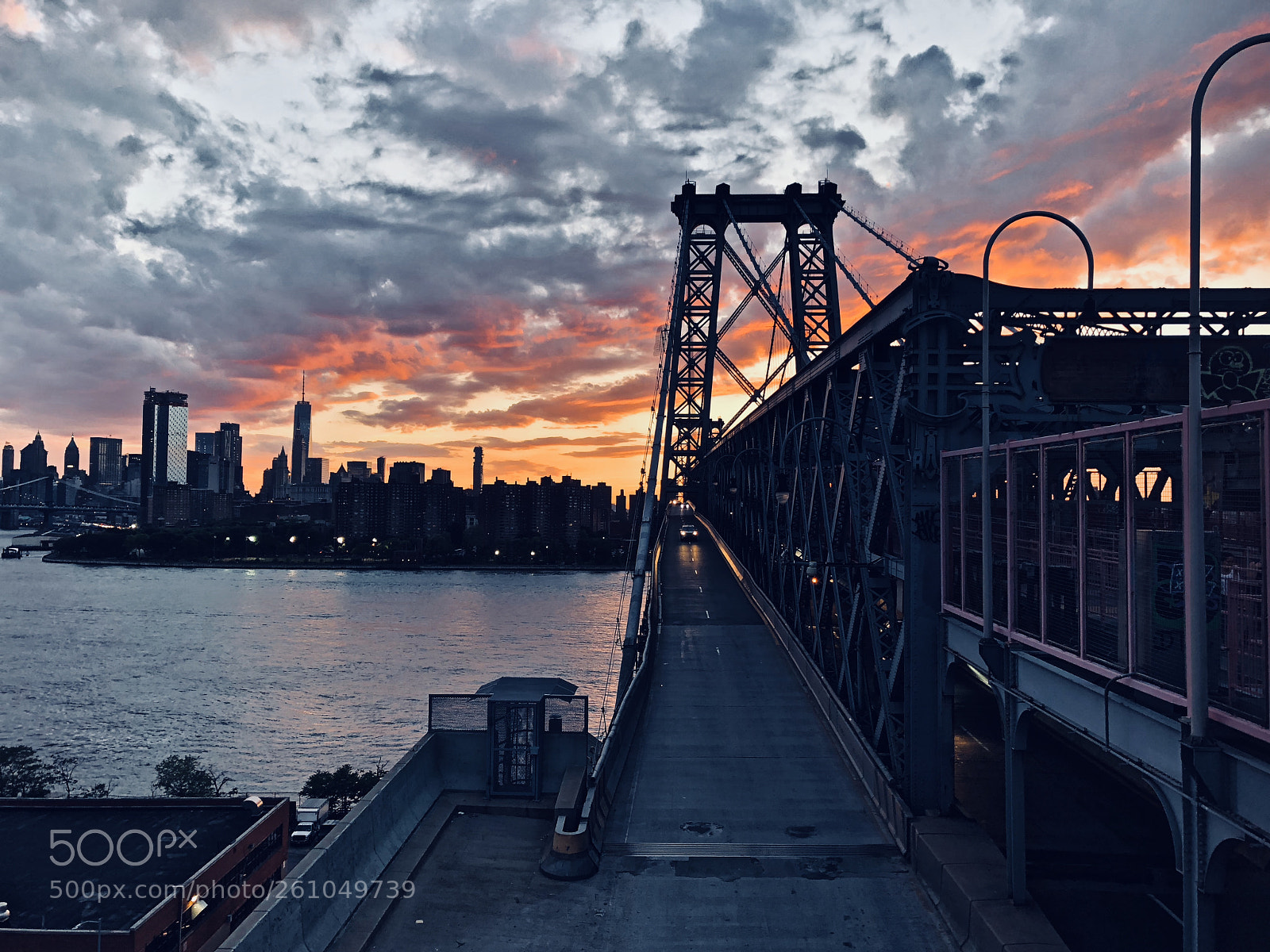 Apple iPhone 8 sample photo. Williamsburg bridge photography