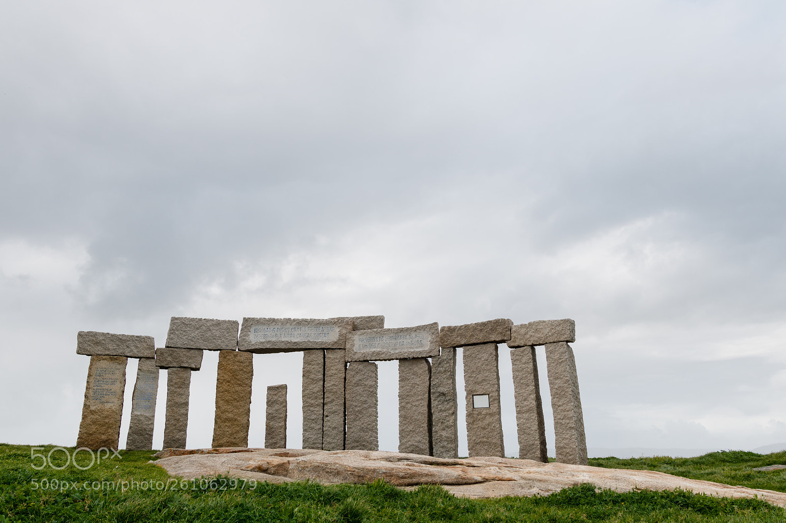 Canon EOS 750D (EOS Rebel T6i / EOS Kiss X8i) sample photo. Monumento a los fusilados photography