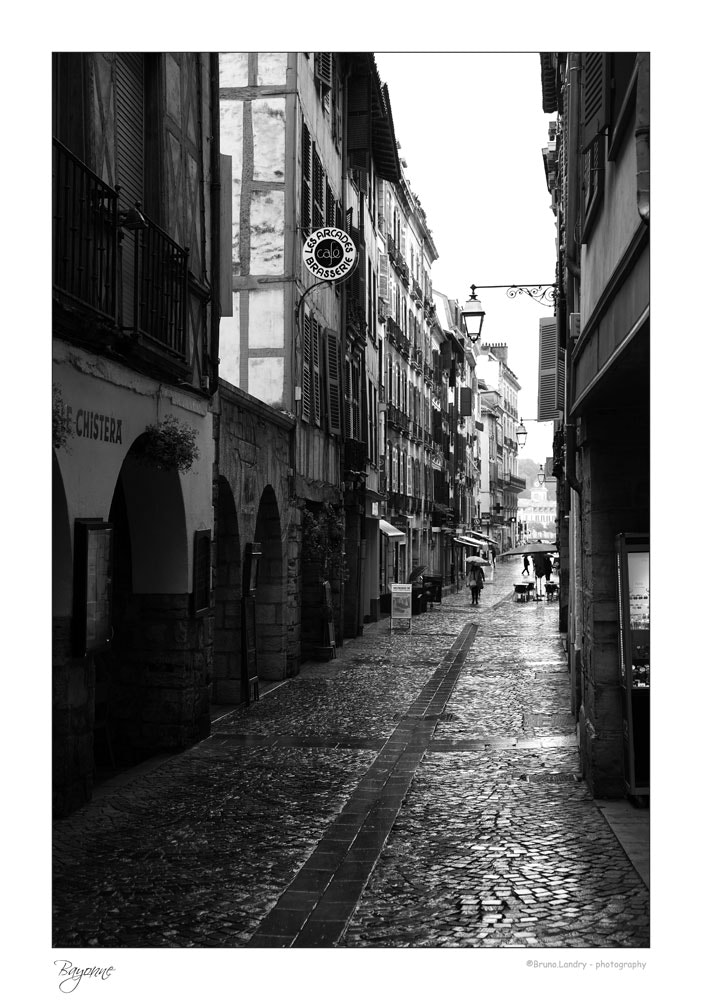 Fujifilm X-E1 sample photo. Bayonne après la pluie photography
