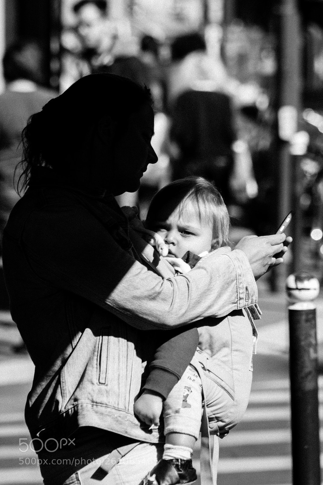 Canon EOS 550D (EOS Rebel T2i / EOS Kiss X4) sample photo. In the shadow photography