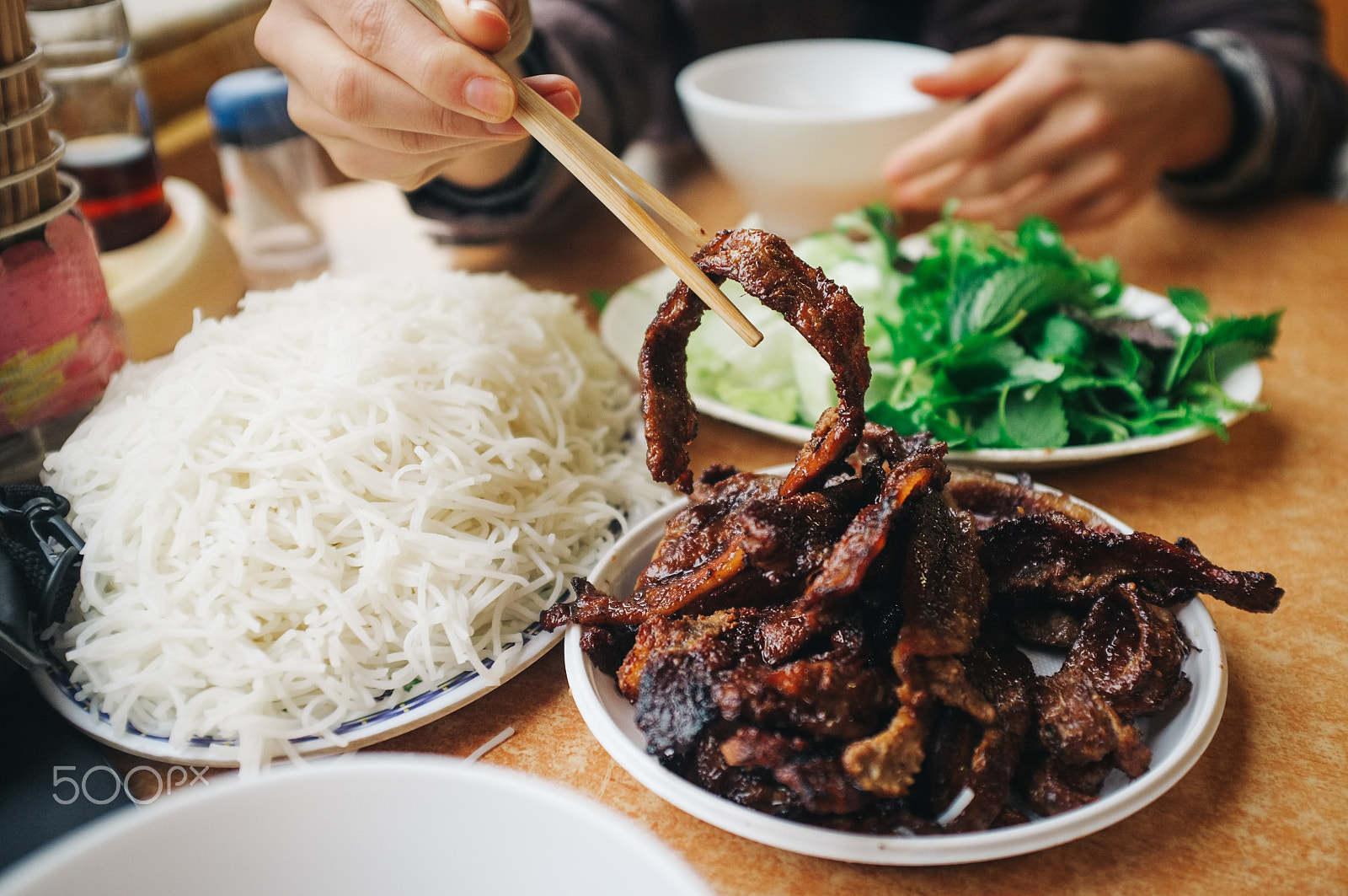 Fujifilm FinePix X100 sample photo. Eating vietnamese bun cha photography
