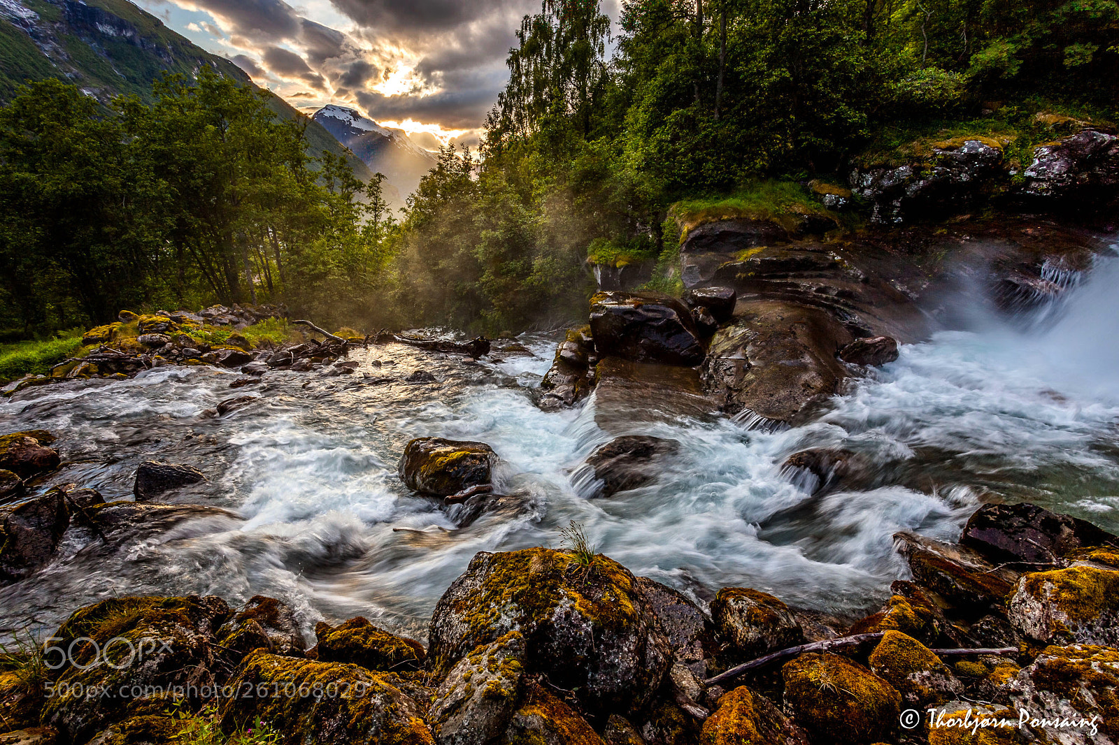 Canon EOS 5D Mark II sample photo. Eveninglight geiranger photography