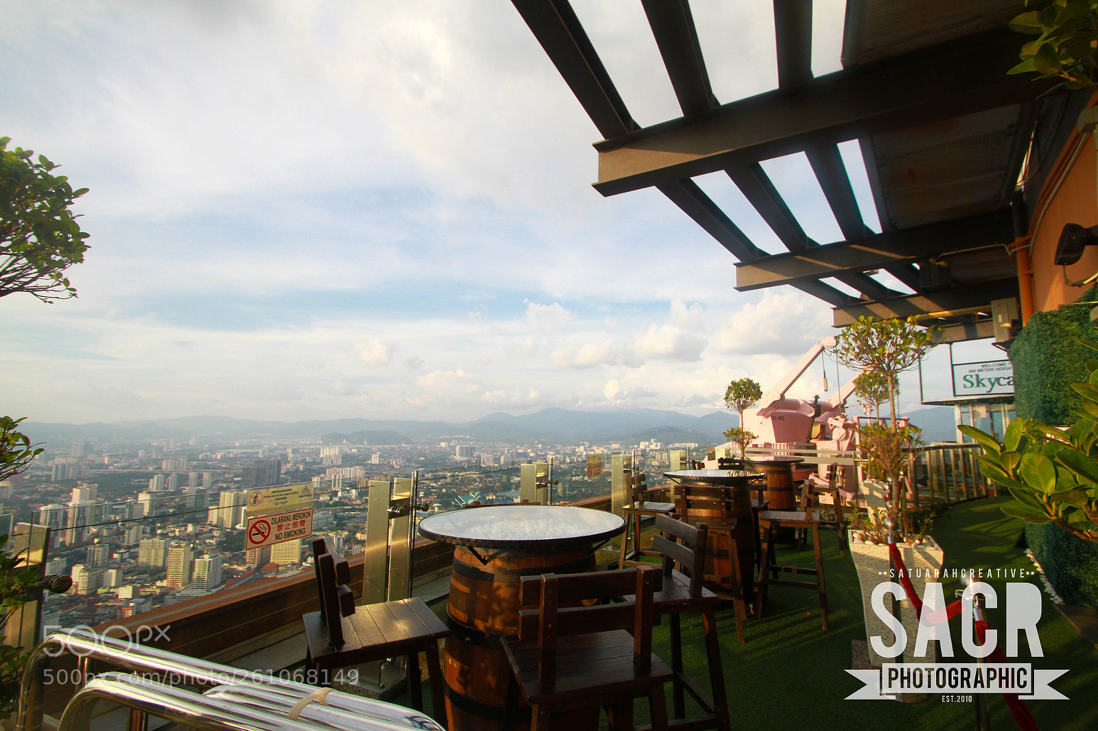 Canon EOS 7D sample photo. City scape photography