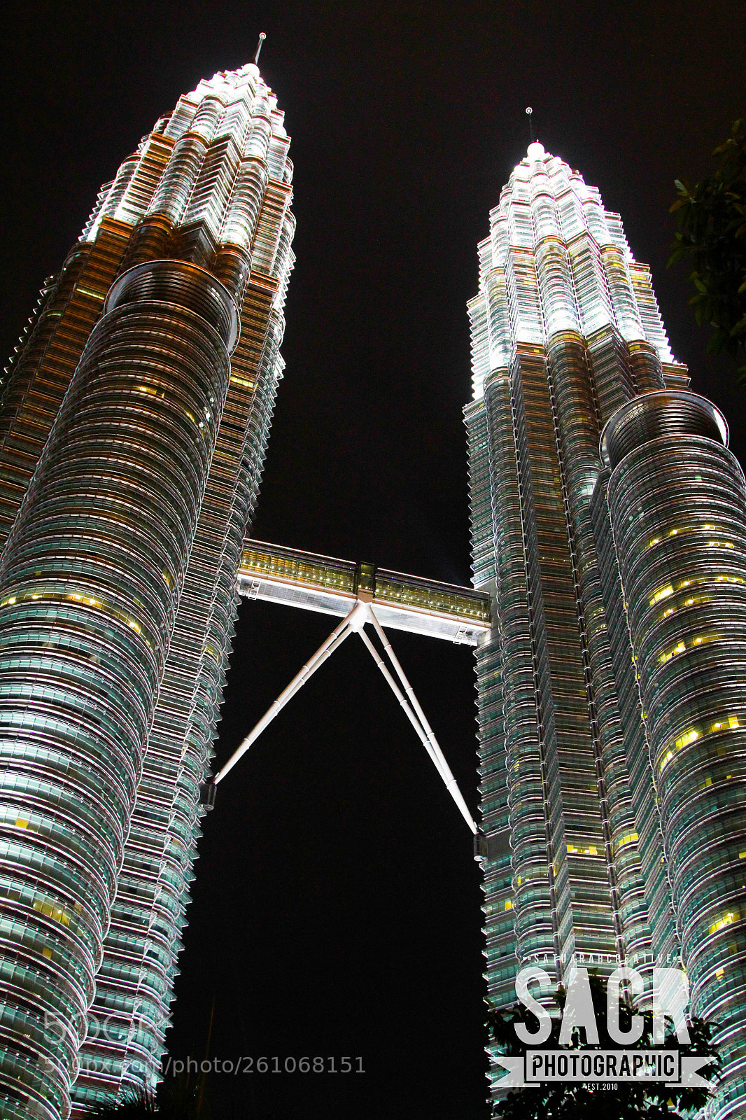 Canon EOS 7D sample photo. Petronas twin tower photography