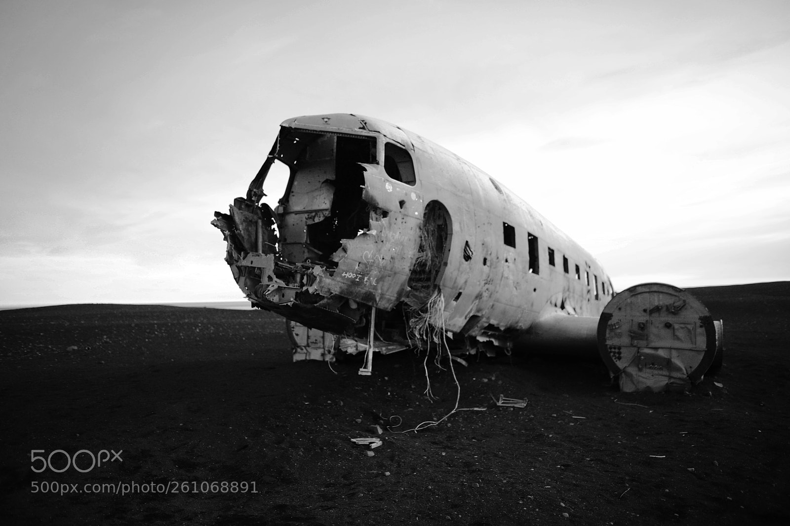 Canon EOS 6D Mark II sample photo. Solheimasandur - iceland photography