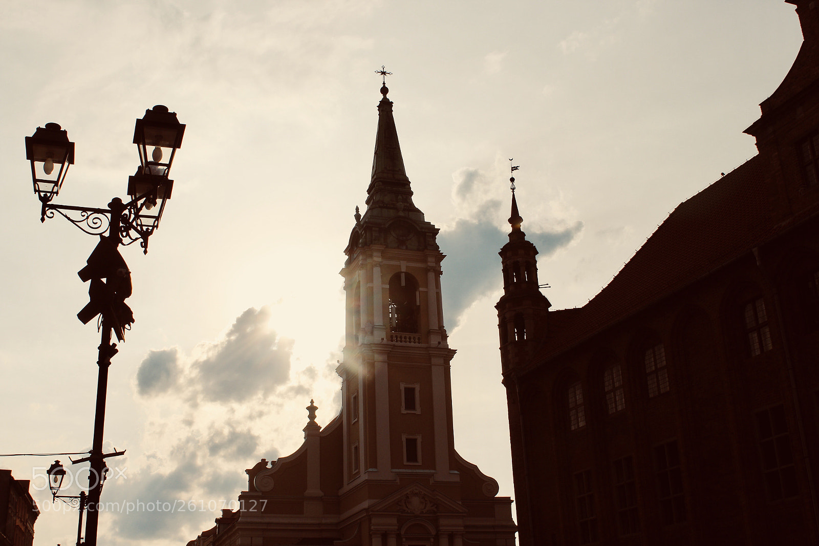 Canon EOS 1300D (EOS Rebel T6 / EOS Kiss X80) sample photo. Old town~ photography