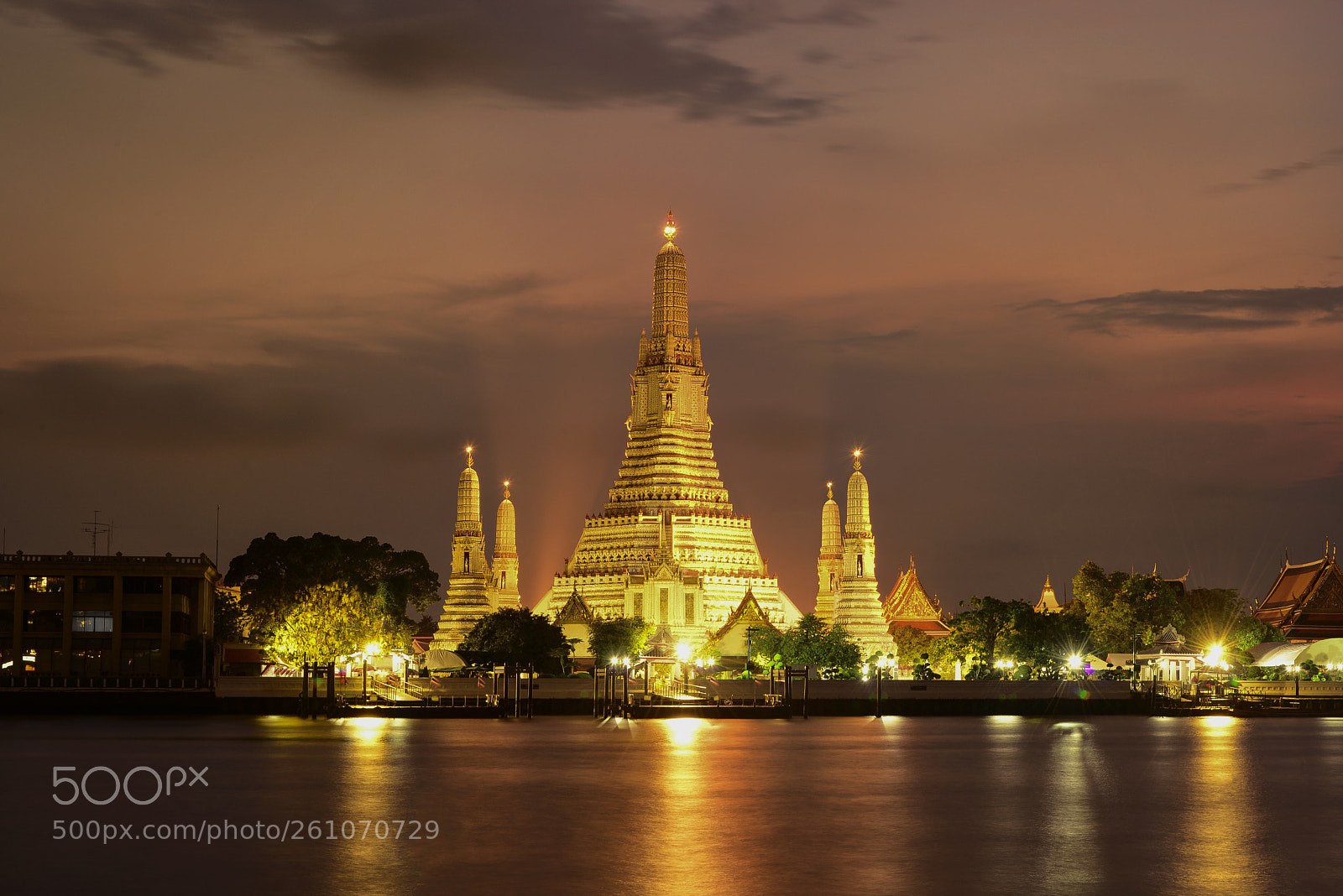 Nikon D800 sample photo. Wat arunratchawararam temple photography