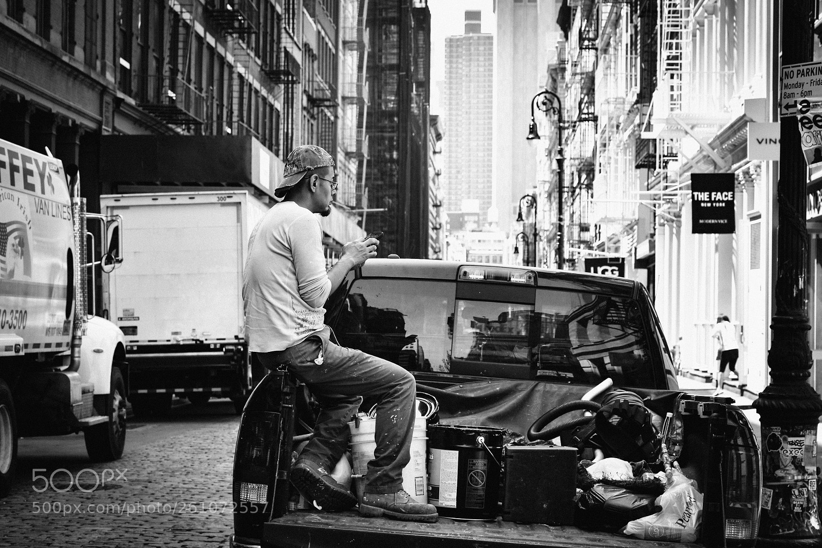 Nikon D7200 sample photo. Waiting in soho photography
