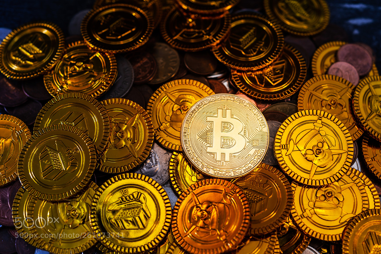 Nikon D800 sample photo. Golden bitcoin and mound photography