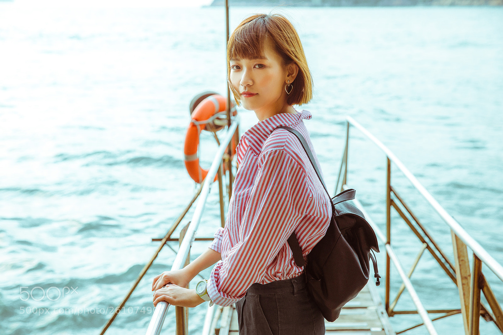 Canon EOS 5D Mark IV sample photo. 水女孩 photography