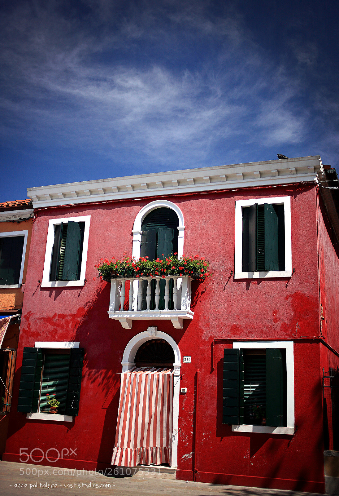 Canon EOS 5D Mark II sample photo. Coloured houses in burano photography