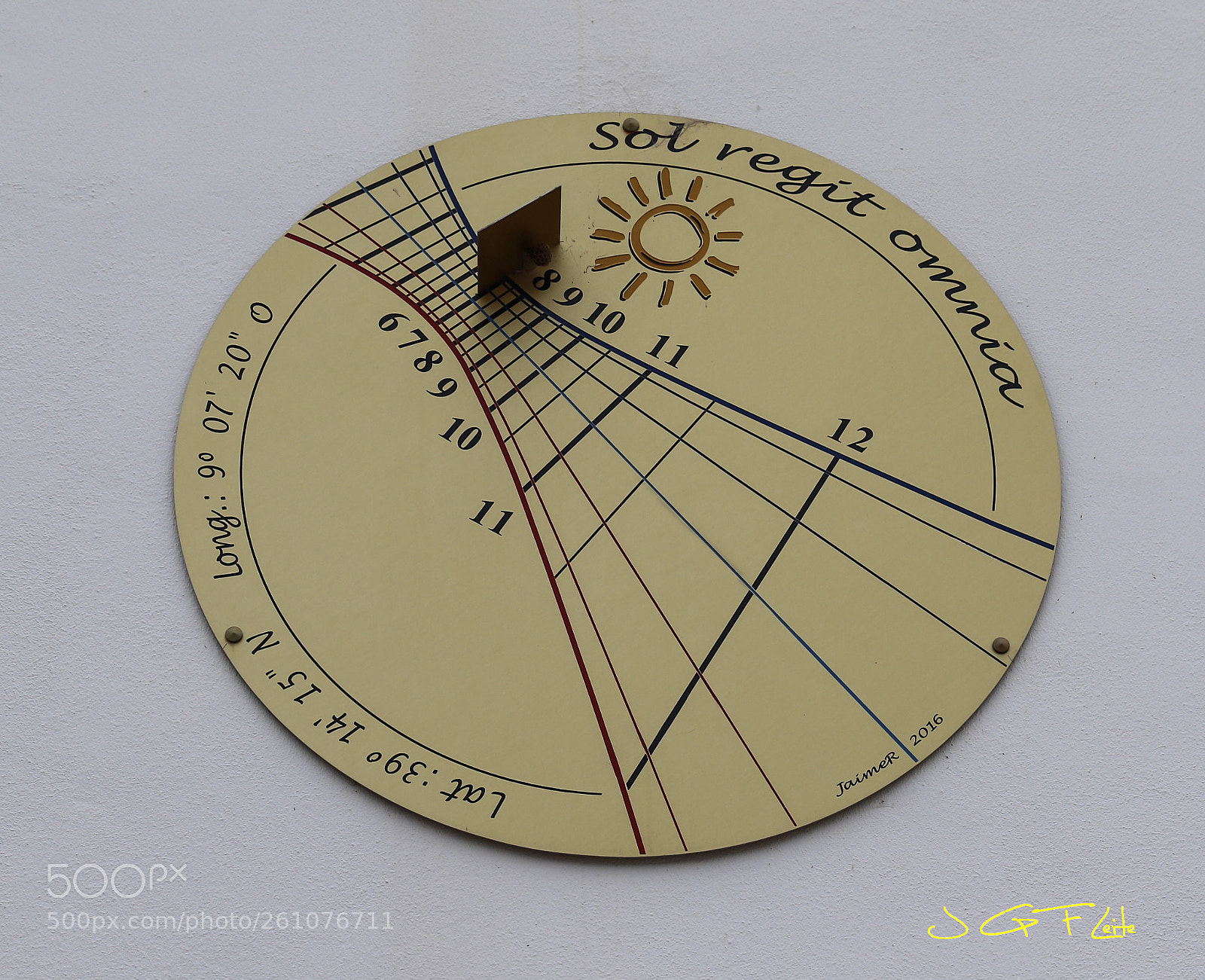 Canon EOS 7D Mark II sample photo. Sun clock in a photography