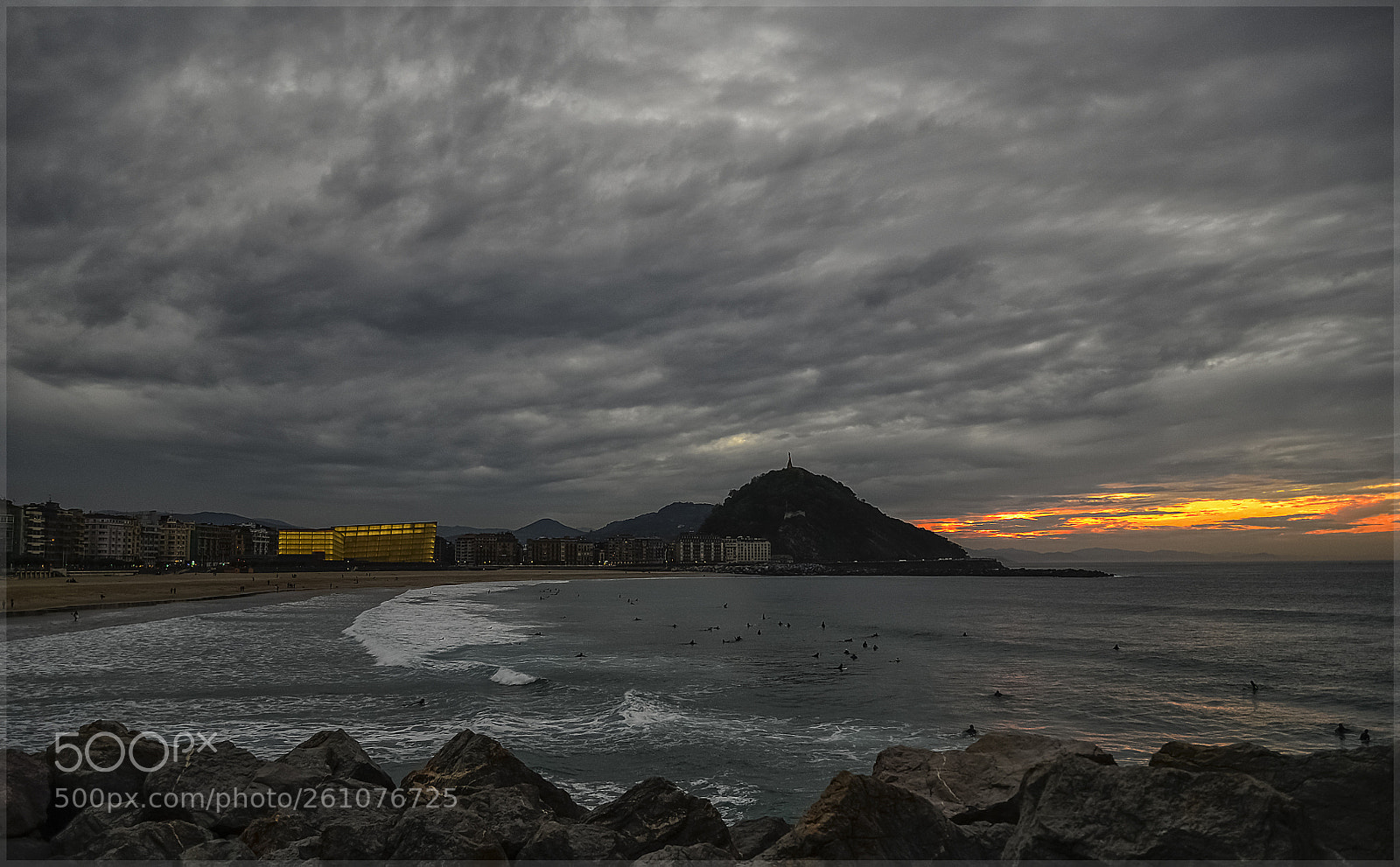 Nikon D610 sample photo. Aradecer en la zurriola photography