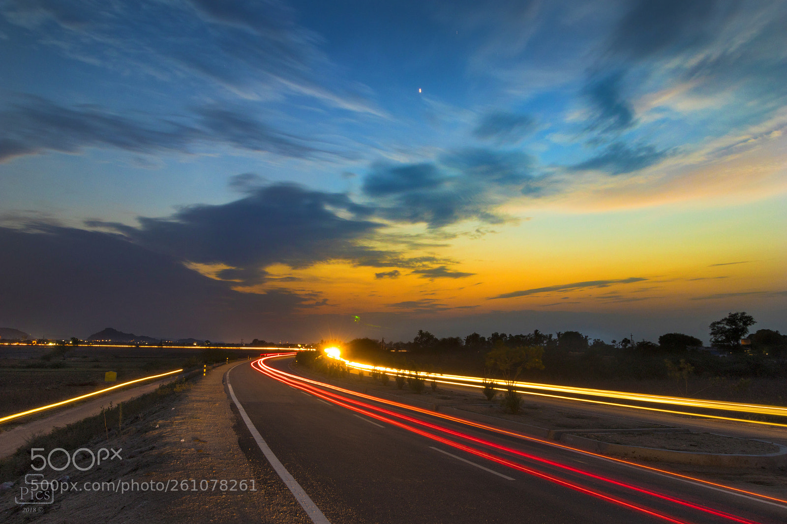 Canon EOS 77D (EOS 9000D / EOS 770D) sample photo. Light trails... photography