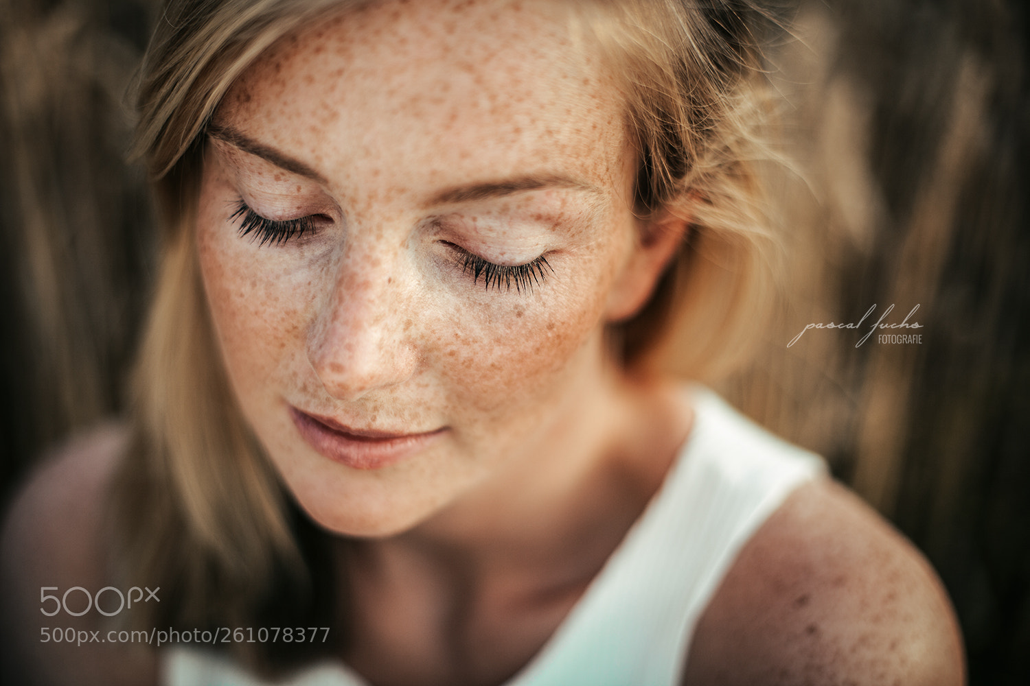 Canon EOS 5D Mark II sample photo. Katharina photography