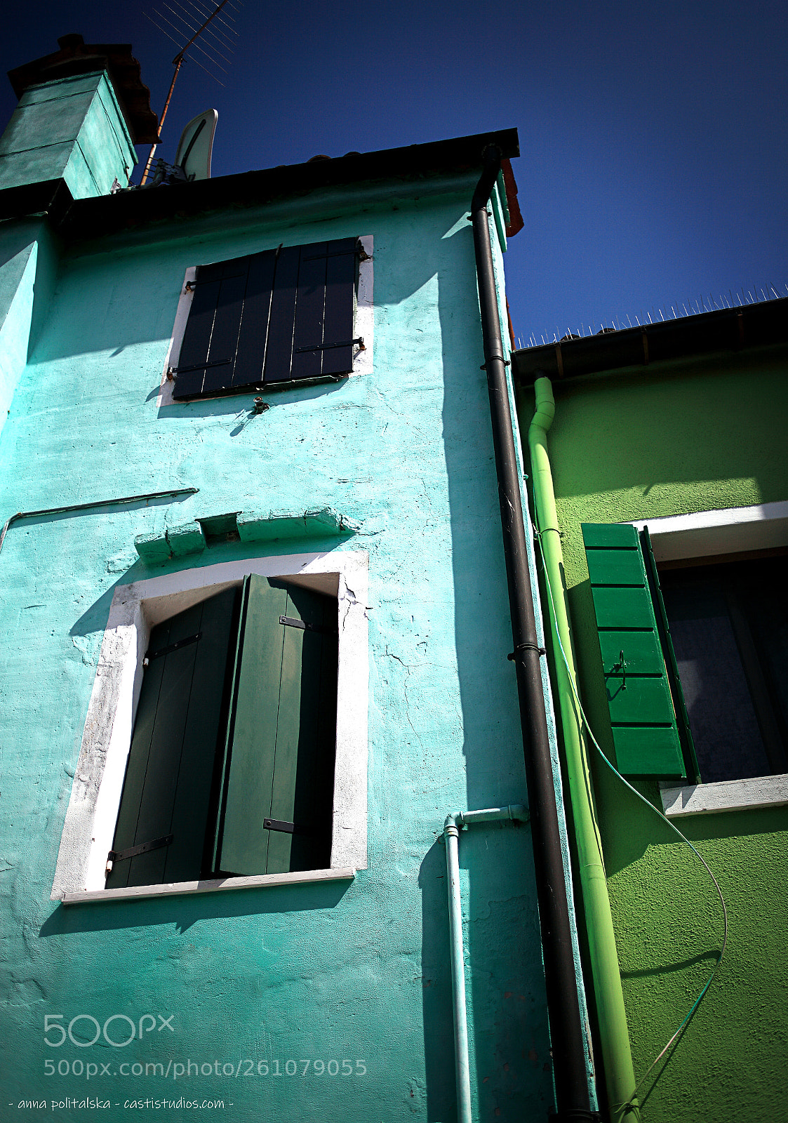 Canon EOS 5D Mark II sample photo. Coloured houses in burano photography