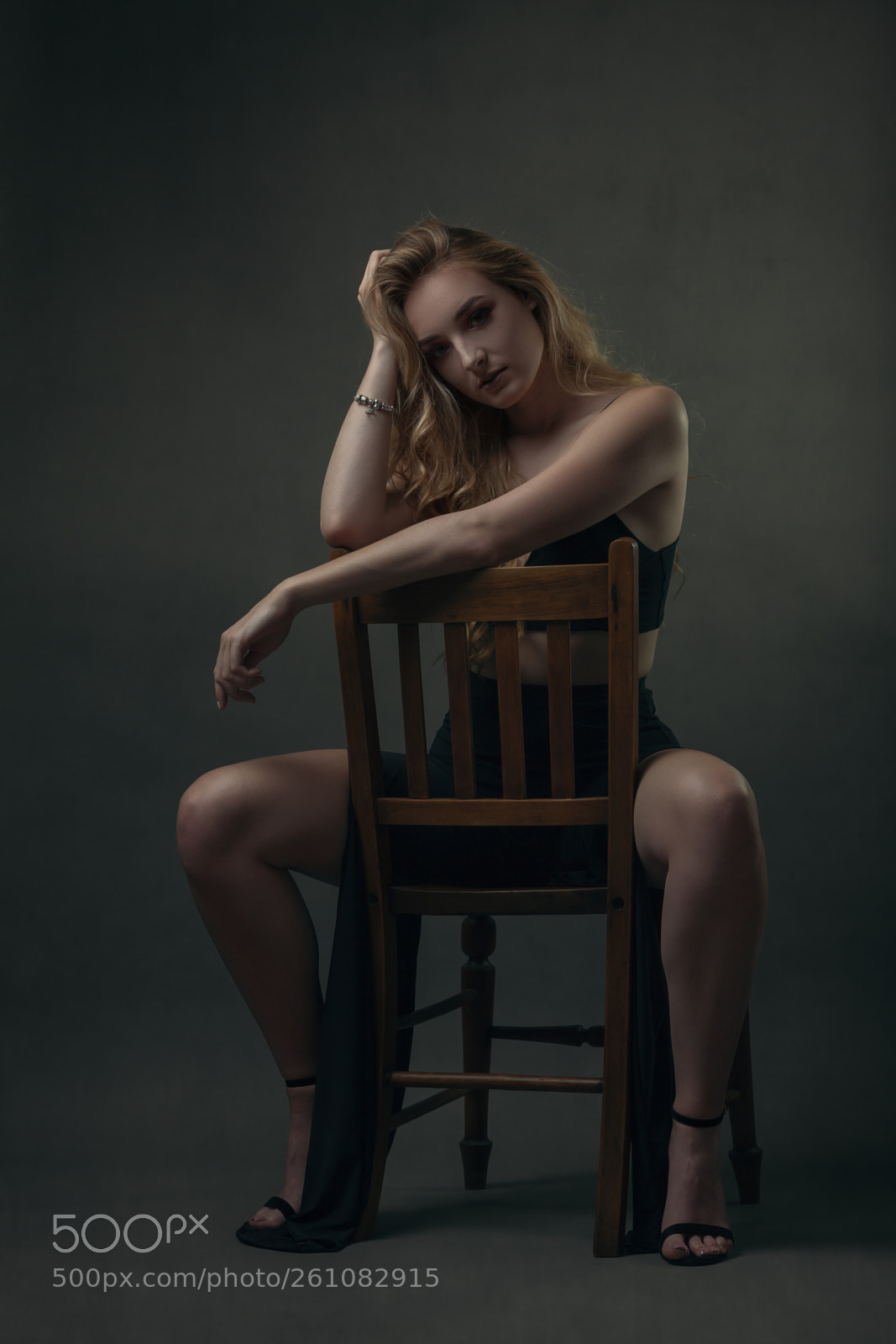 Canon EOS 5D Mark II sample photo. Elegance photography