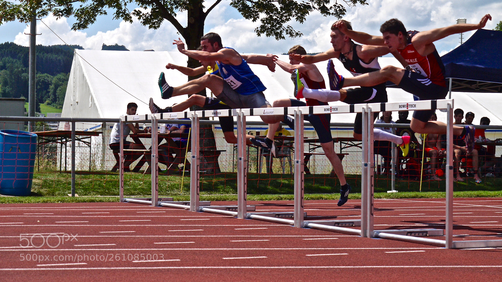 Panasonic Lumix DMC-G1 sample photo. 110m hurdles man photography