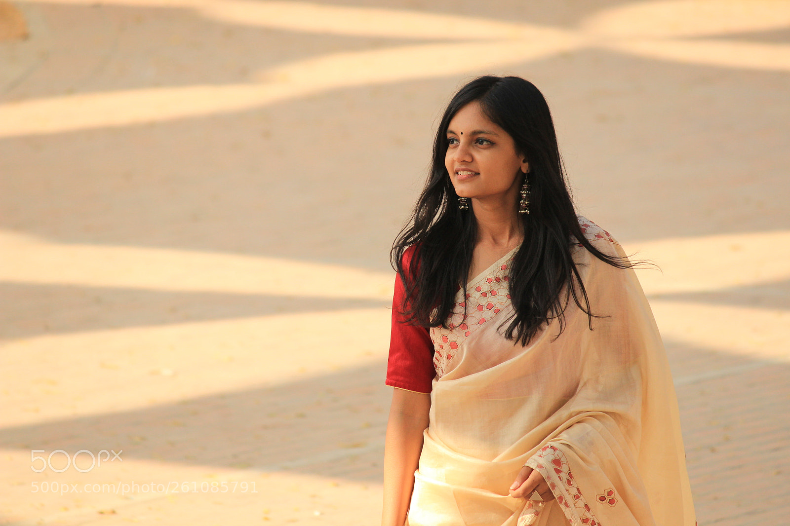 Canon EF-S 55-250mm F4-5.6 IS II sample photo. Strong in her own photography