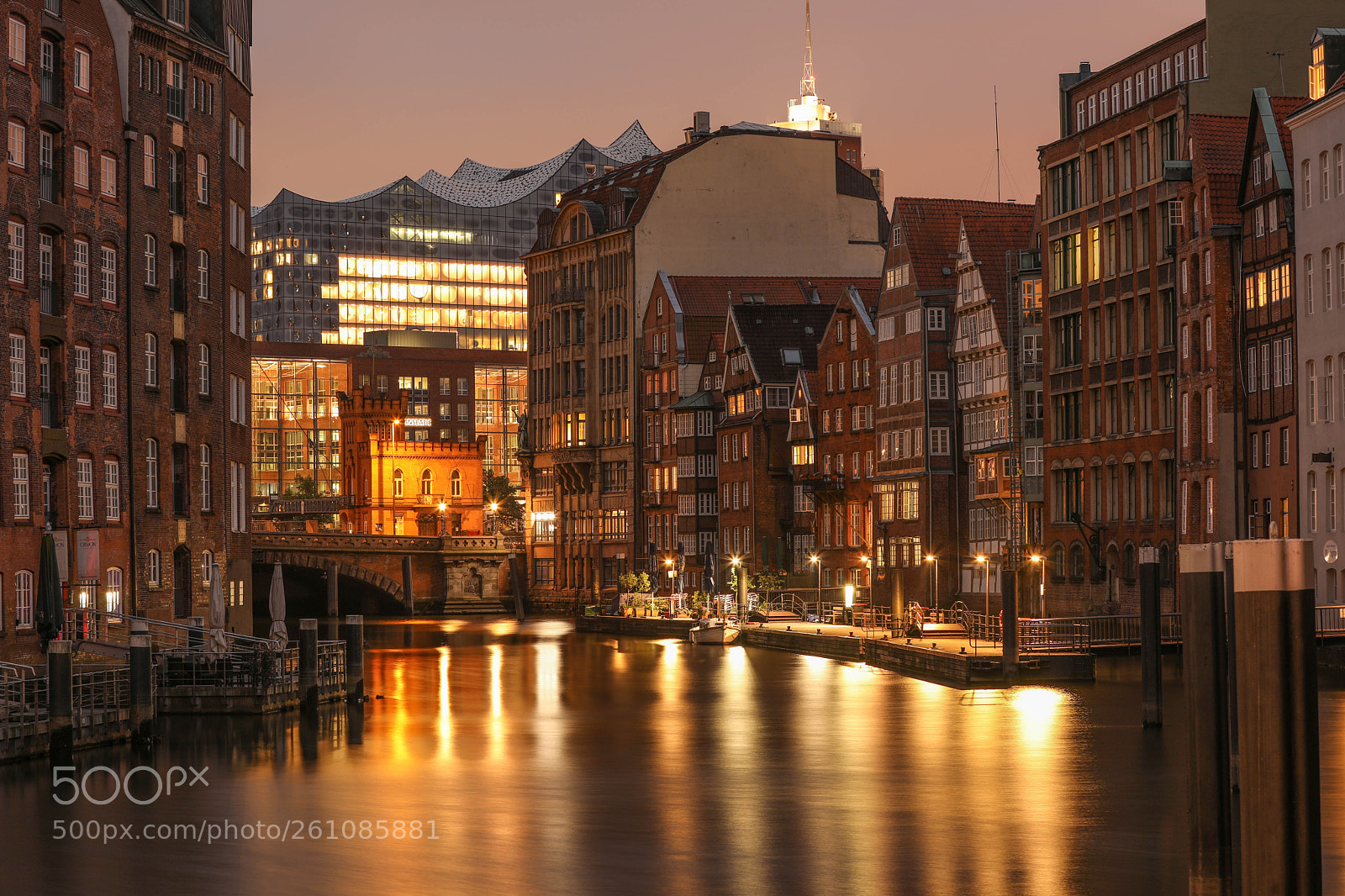Canon EOS 5D Mark IV sample photo. Hamburg photography