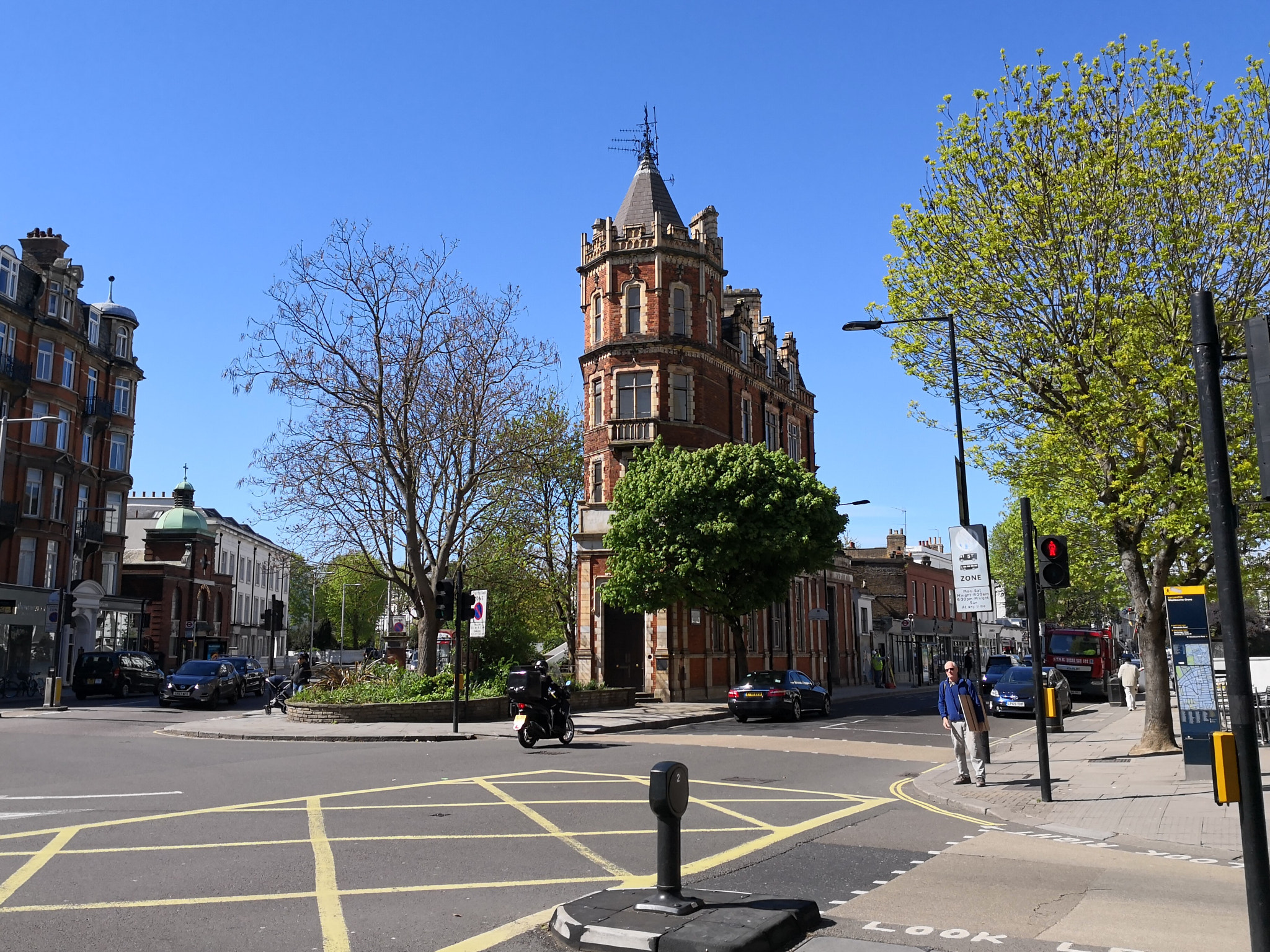 HUAWEI Mate 10 sample photo. Notting hill in a sunny day. photography
