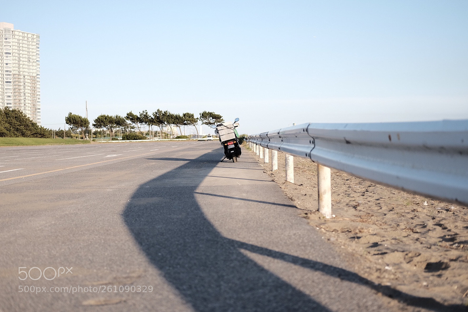 Fujifilm X-T1 sample photo. Curved shadow photography