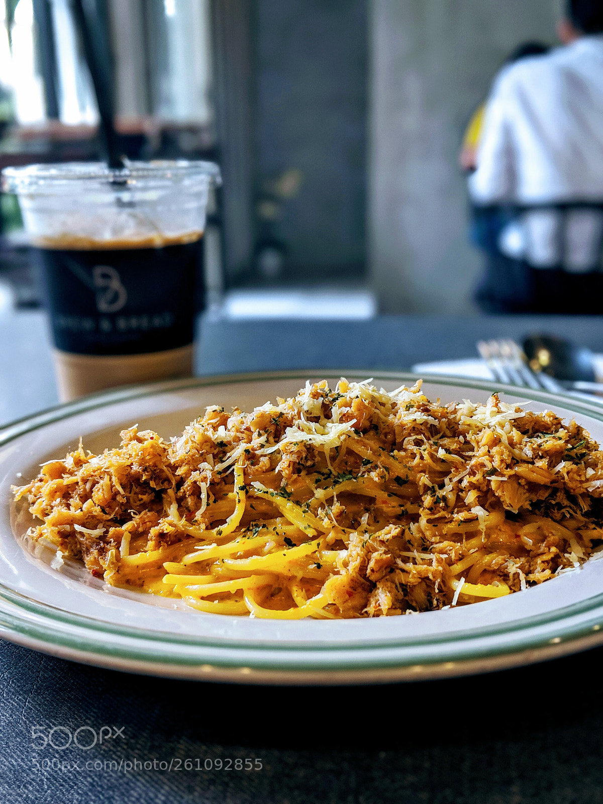 Google Pixel 2 sample photo. Hot bunny crab pasta photography