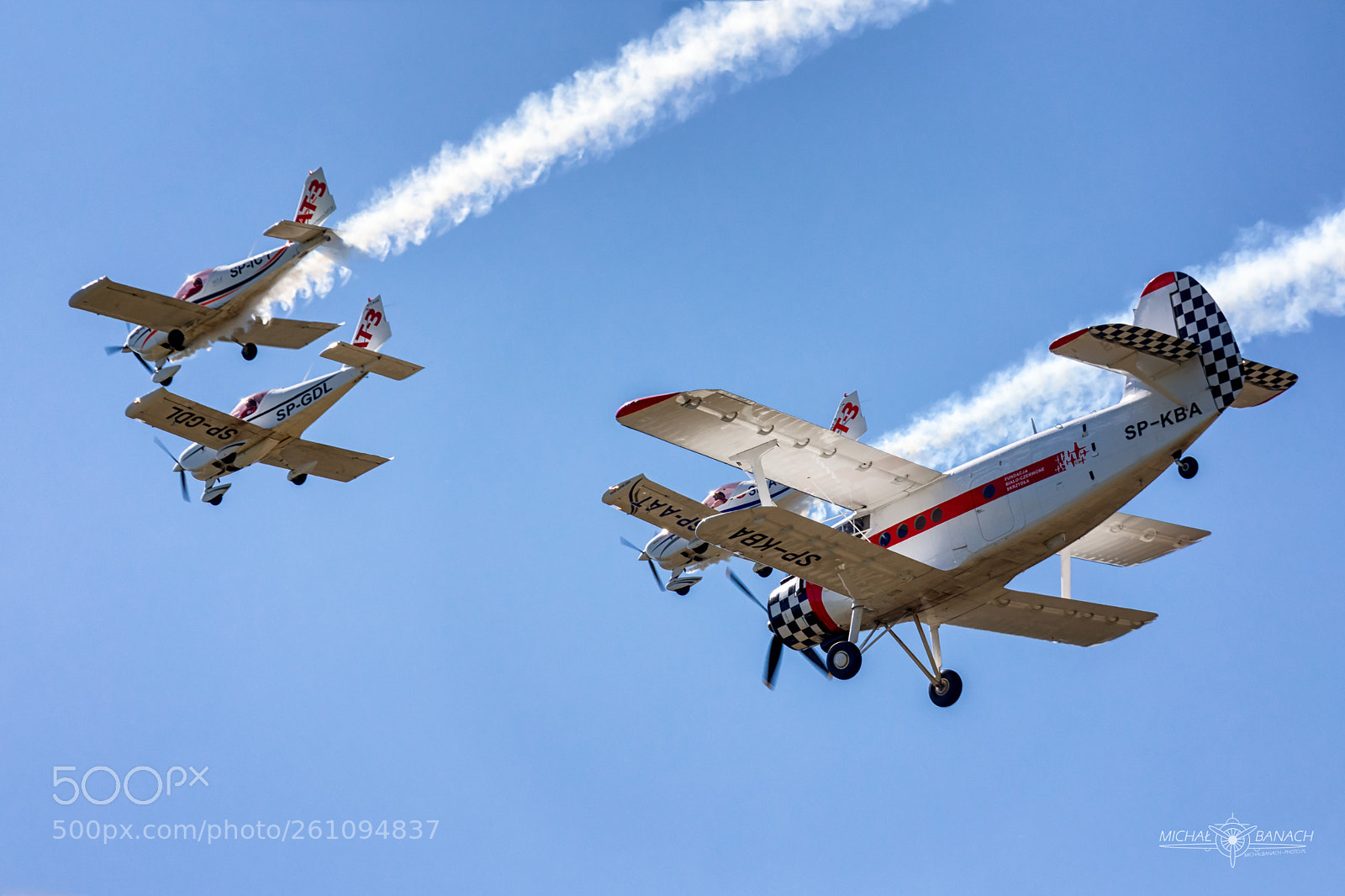 Canon EOS 5D Mark IV sample photo. 3at3 formation flying team photography