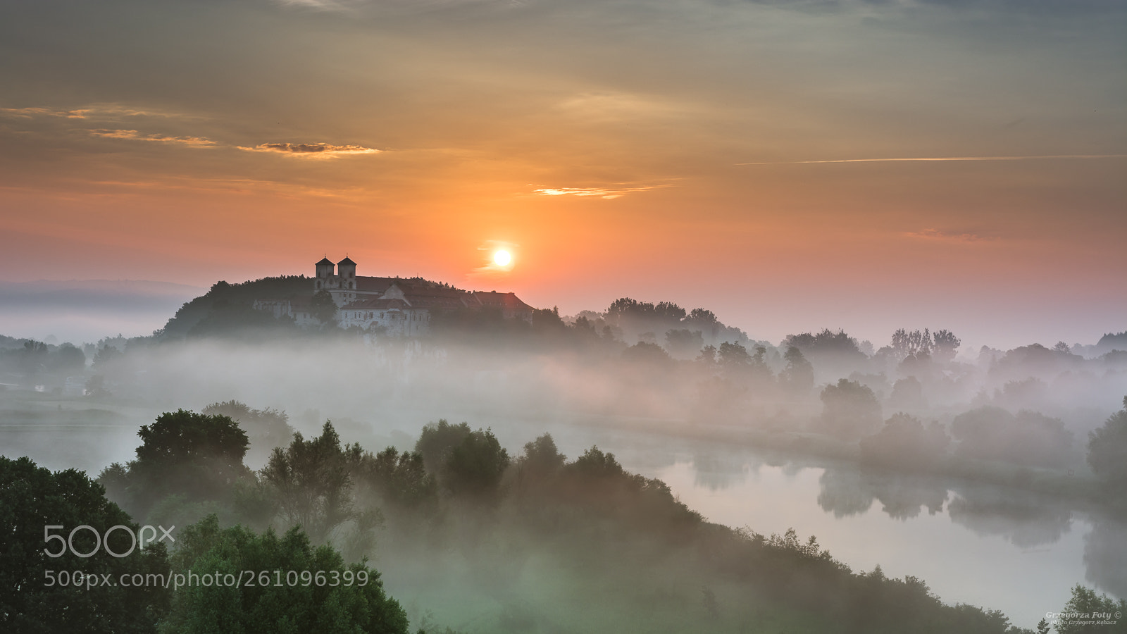 Nikon D7100 sample photo. Foggy photography