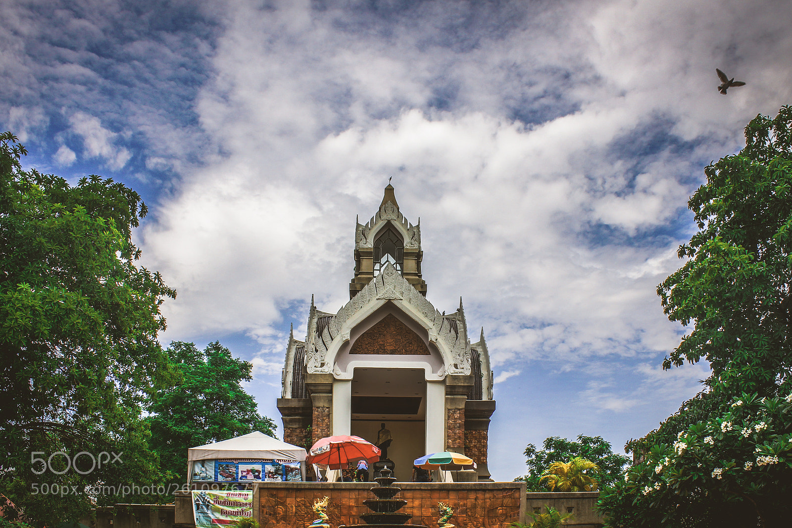 Canon EOS 550D (EOS Rebel T2i / EOS Kiss X4) sample photo. Wat sala loi temple photography