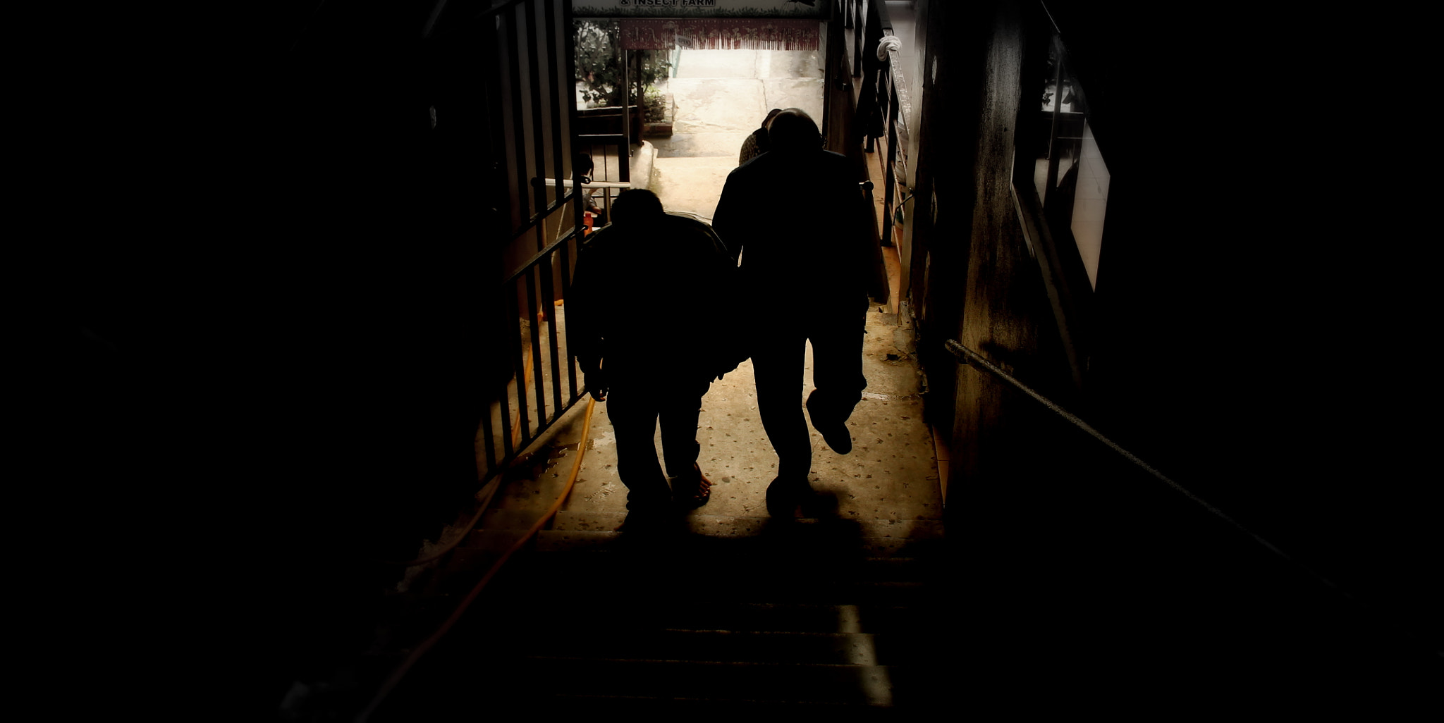 Canon EOS 1100D (EOS Rebel T3 / EOS Kiss X50) sample photo. Dark alley photography