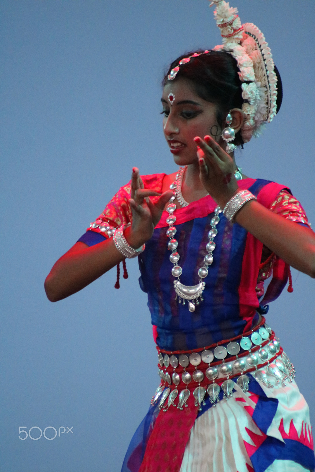 Canon EOS 750D (EOS Rebel T6i / EOS Kiss X8i) sample photo. Odissi dancer 1339 photography