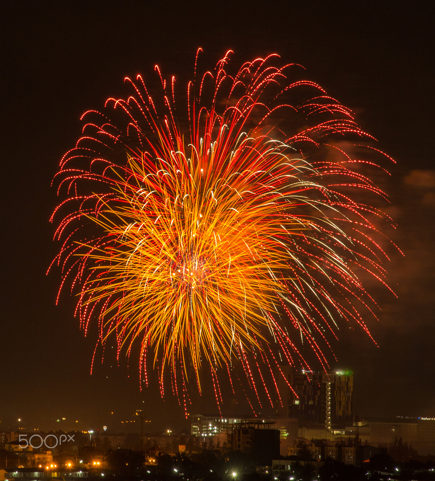 Canon EOS M sample photo. Colorful fireworks explosion in the dark sky photography