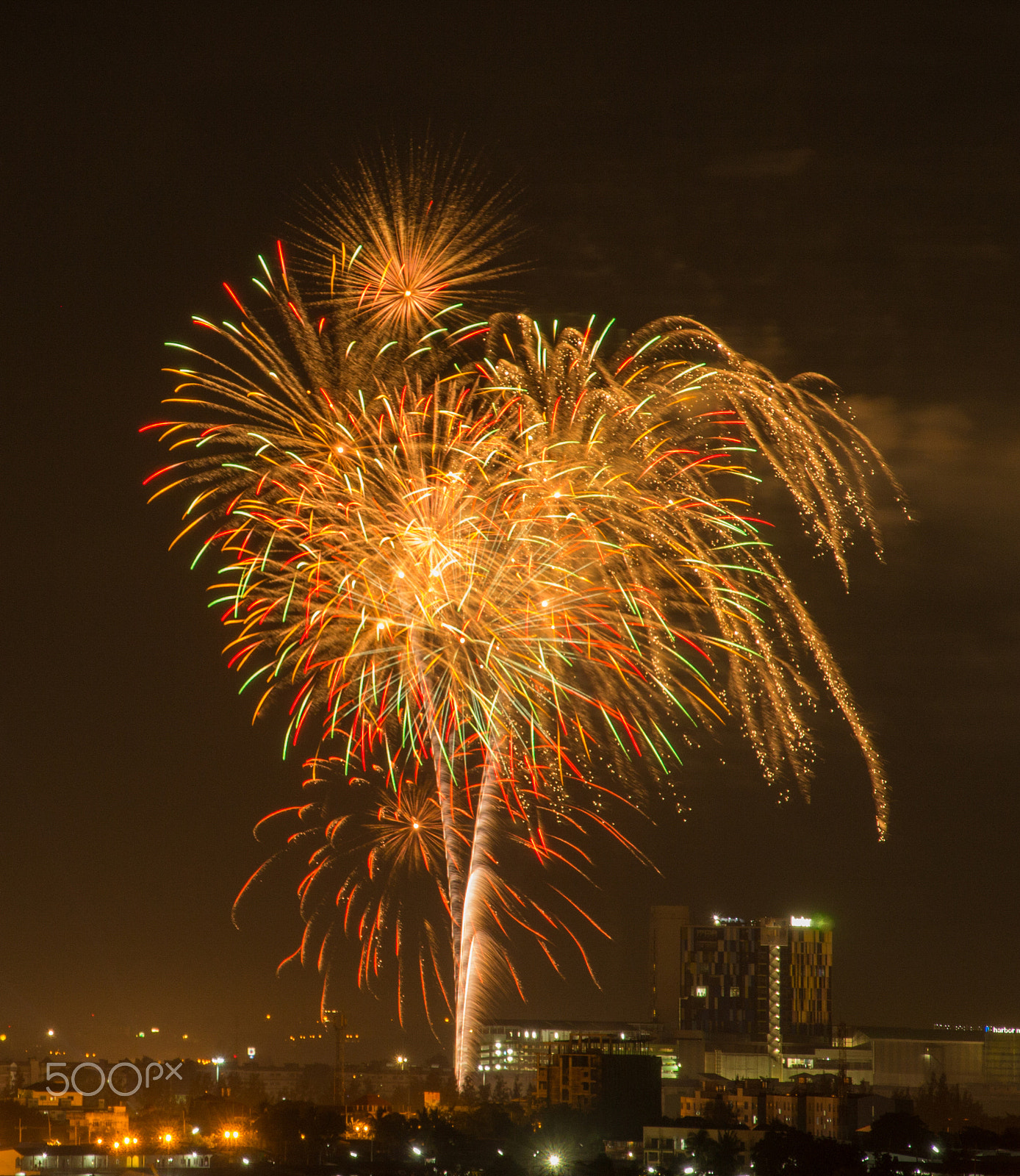 Canon EOS M sample photo. Colorful fireworks explosion in the dark sky photography
