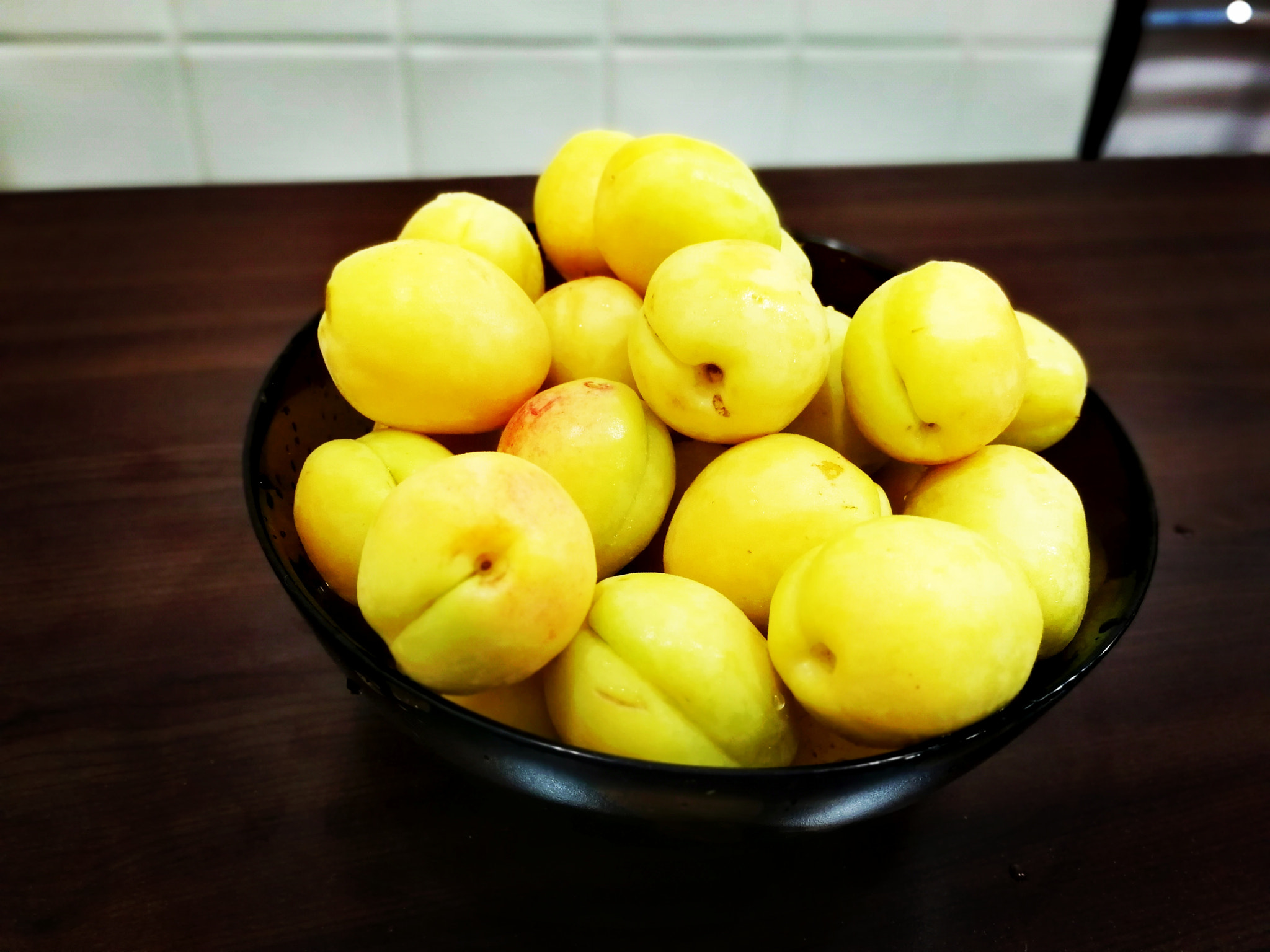 HUAWEI Honor 9 sample photo. Armenian apricots photography