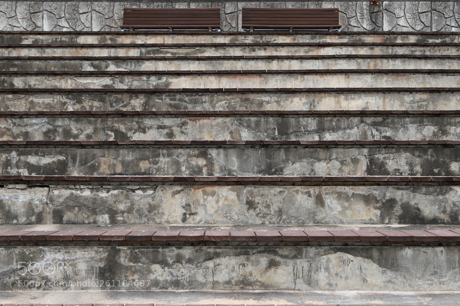 Canon EOS 6D Mark II sample photo. An empty chair photography