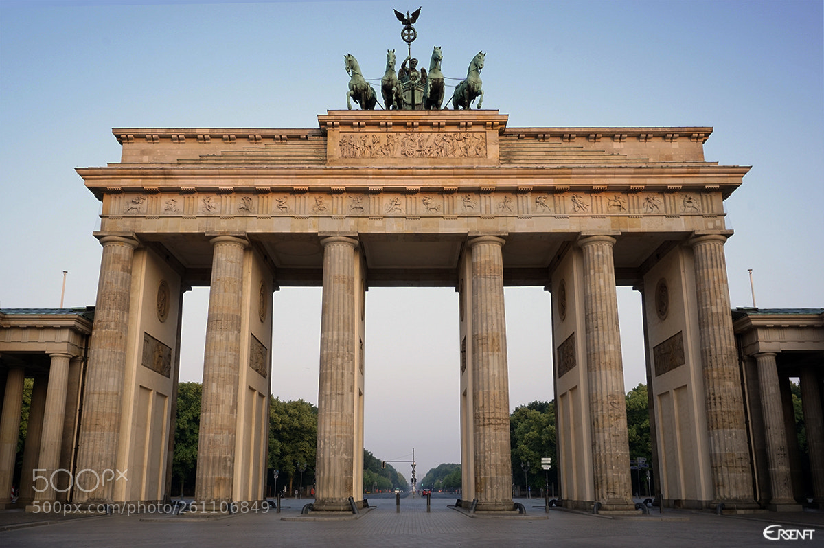 Sony a6000 sample photo. Brandenburger tor photography