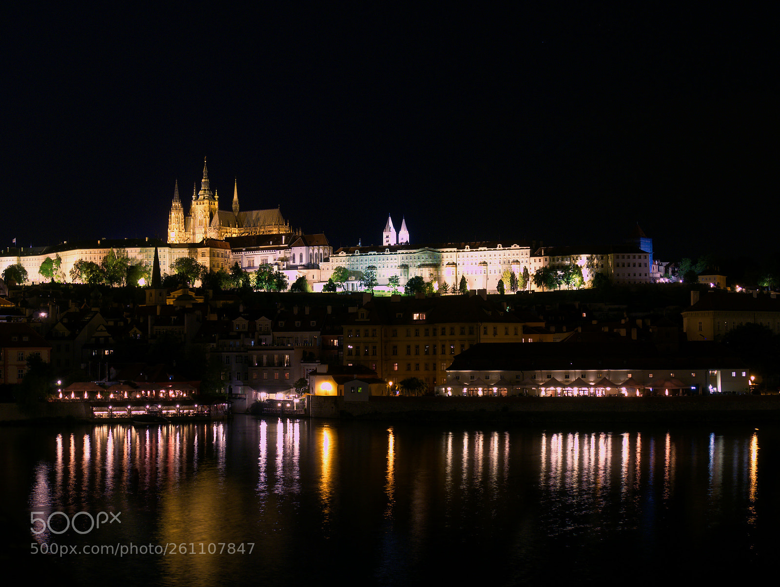 Panasonic DMC-G70 sample photo. Prague at night photography