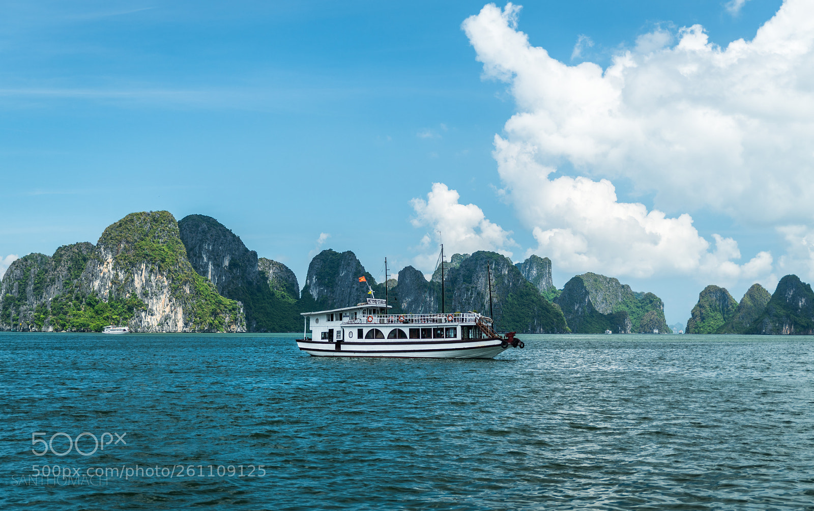 Nikon D850 sample photo. Boat journey in halong photography