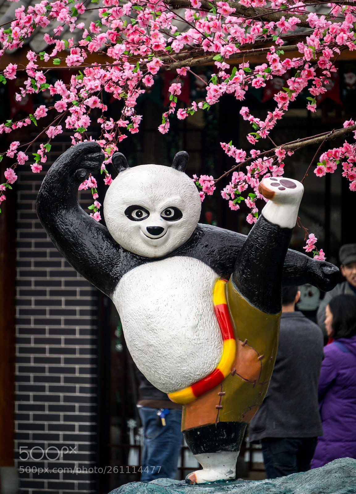 Sony a6000 sample photo. I wonder if he photography