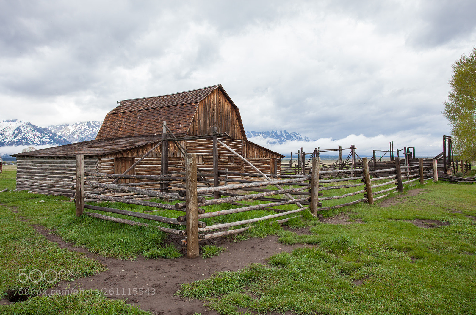 Canon EOS 5D Mark II sample photo. Dramatic landscape with old photography