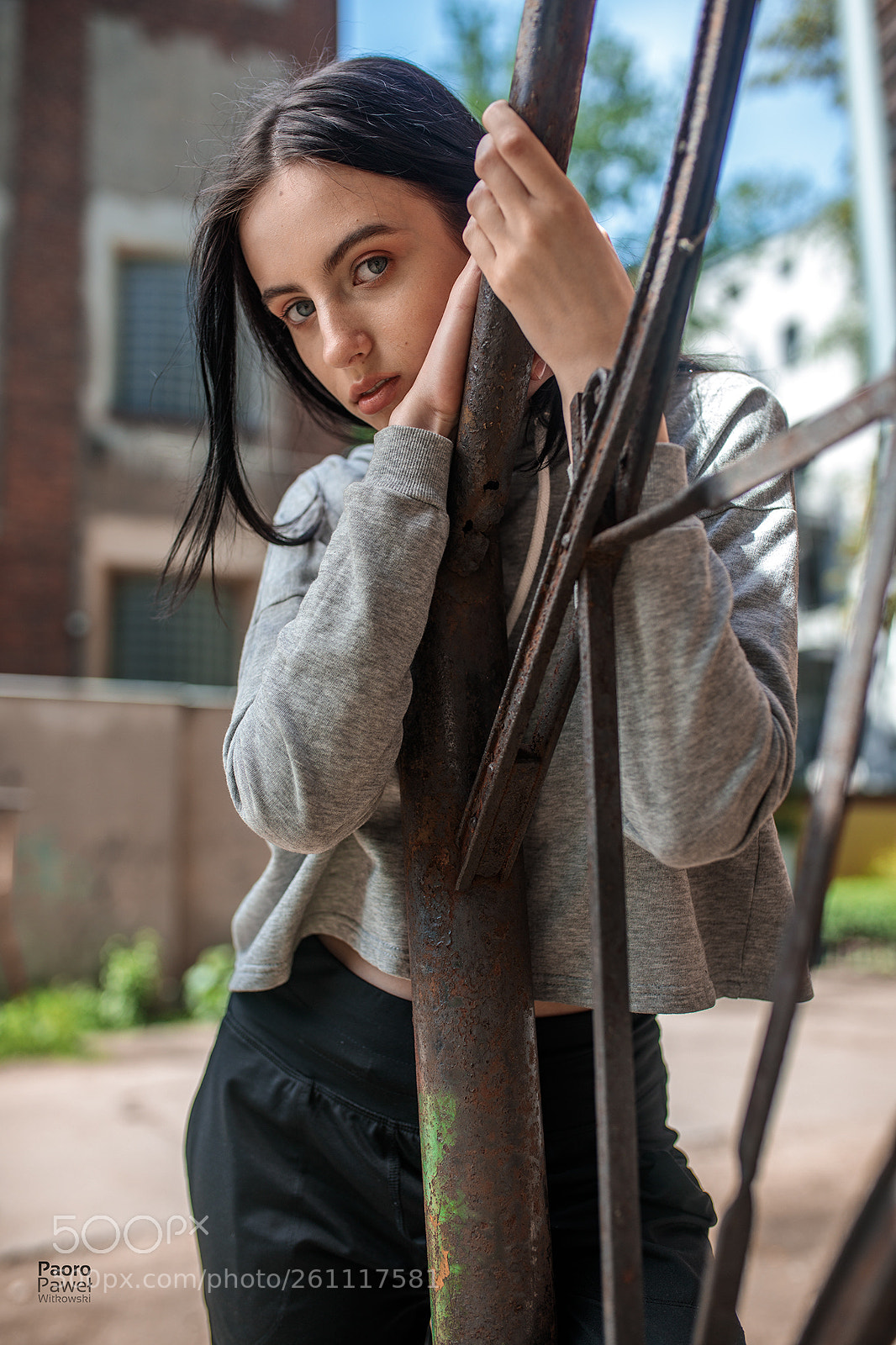Canon EOS 5D Mark IV sample photo. Shy photography