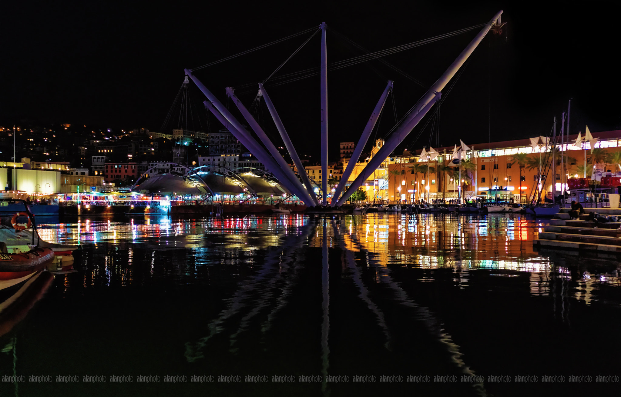 Canon EOS M100 sample photo. Genova photography