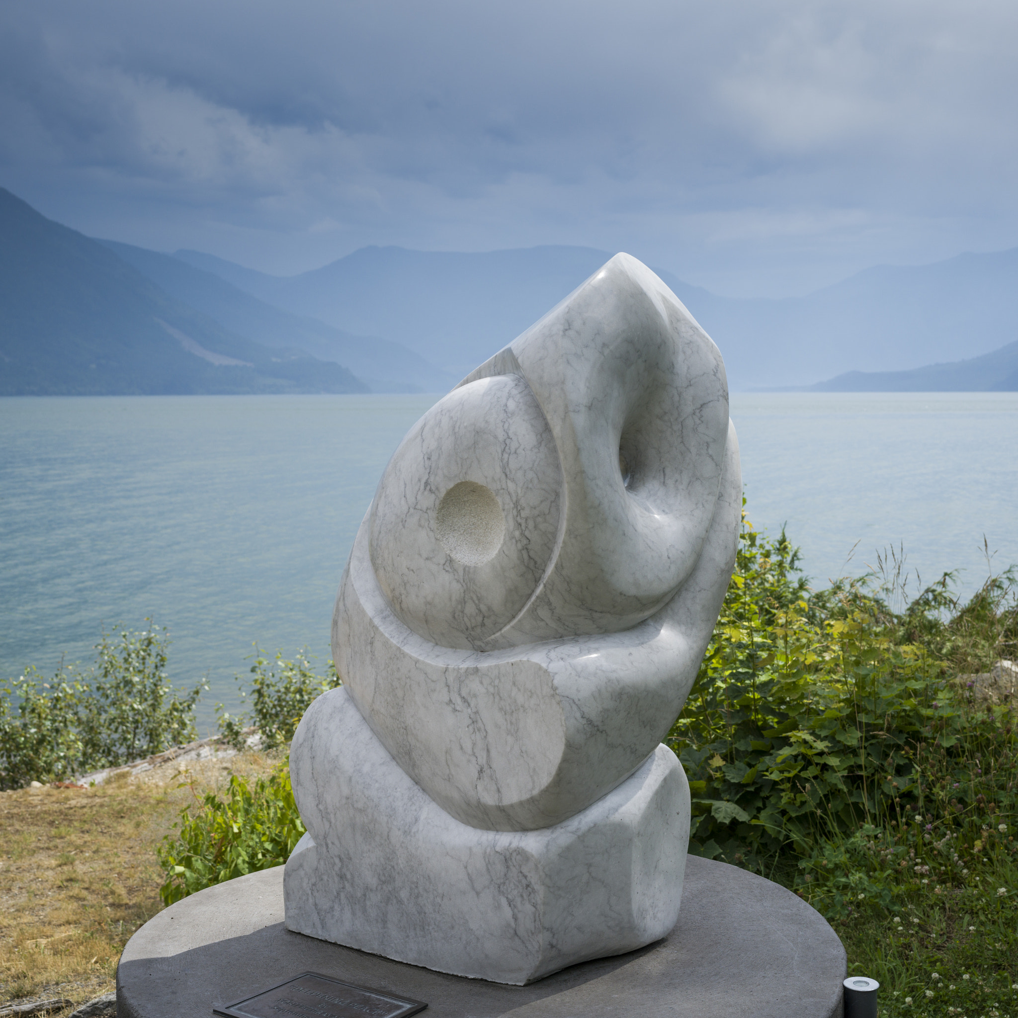 Hasselblad X1D-50c sample photo. Stone sculpture at lakeside, slocan lake, new denver, british co photography