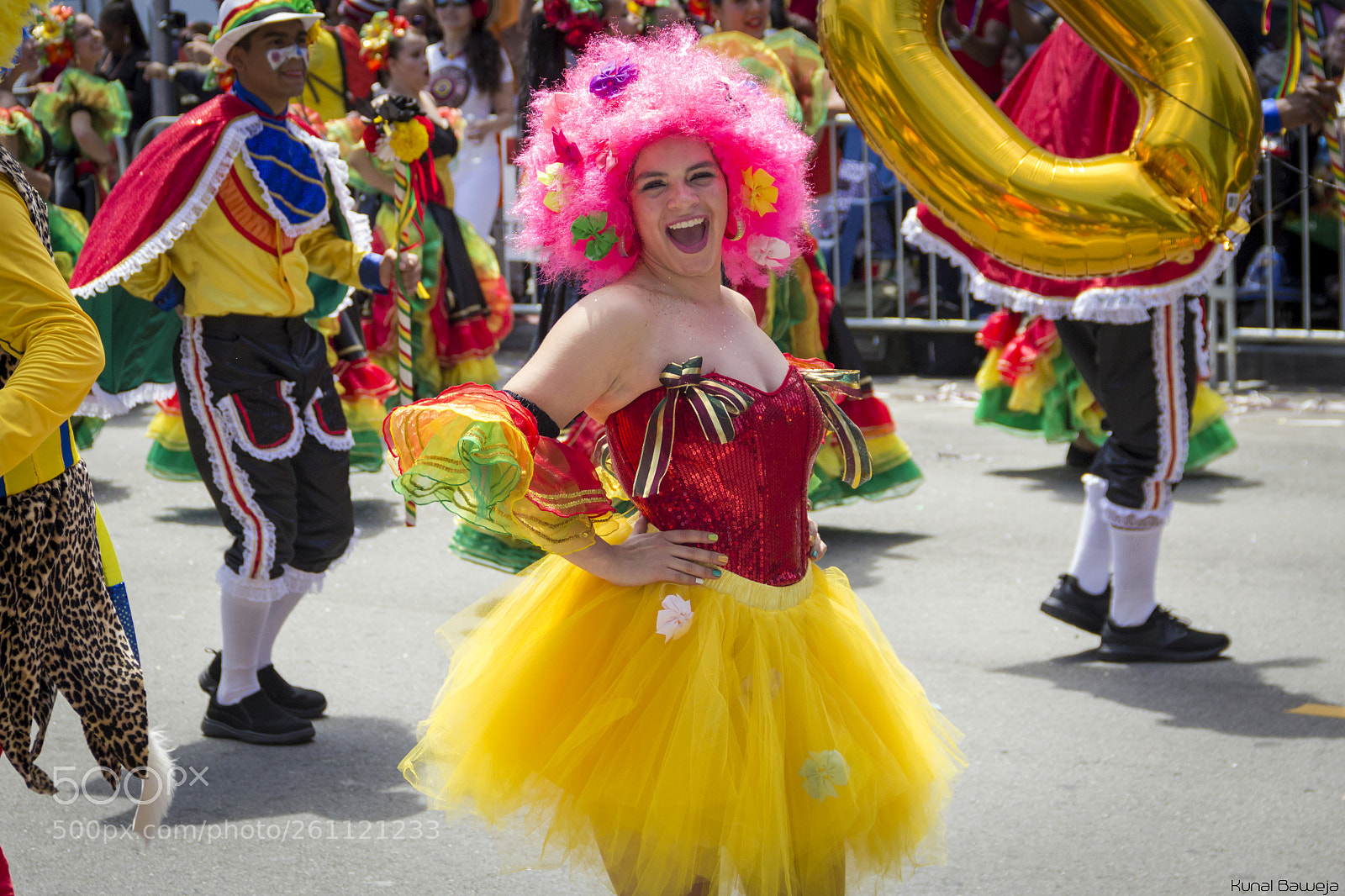 Canon EOS 600D (Rebel EOS T3i / EOS Kiss X5) sample photo. Carnaval san francisco photography